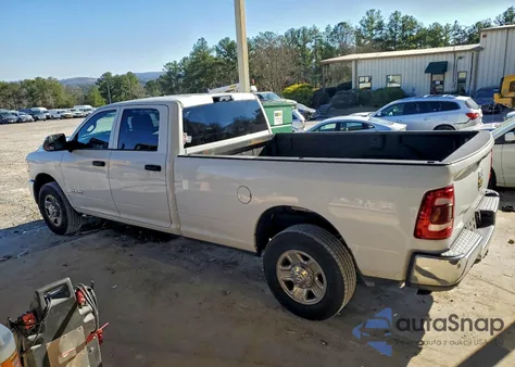 2022 Ram 2500 Tradesman z USA, uszkodzony, nr VIN 3C6UR4HJ3NG200733